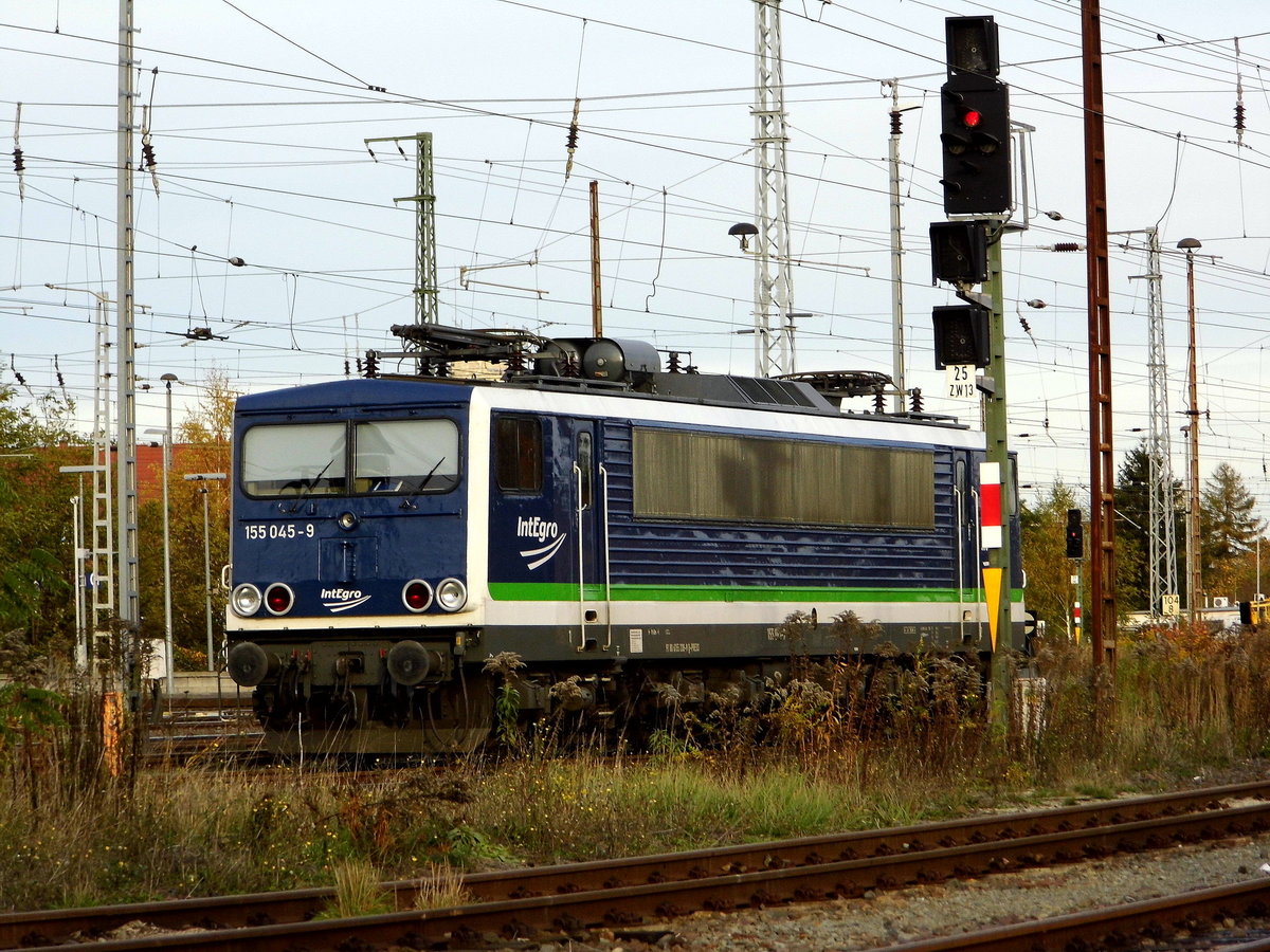Am 03.11.2016 war die 155 045-9 von der IntEgro (Press) in Stendal abgestellt .