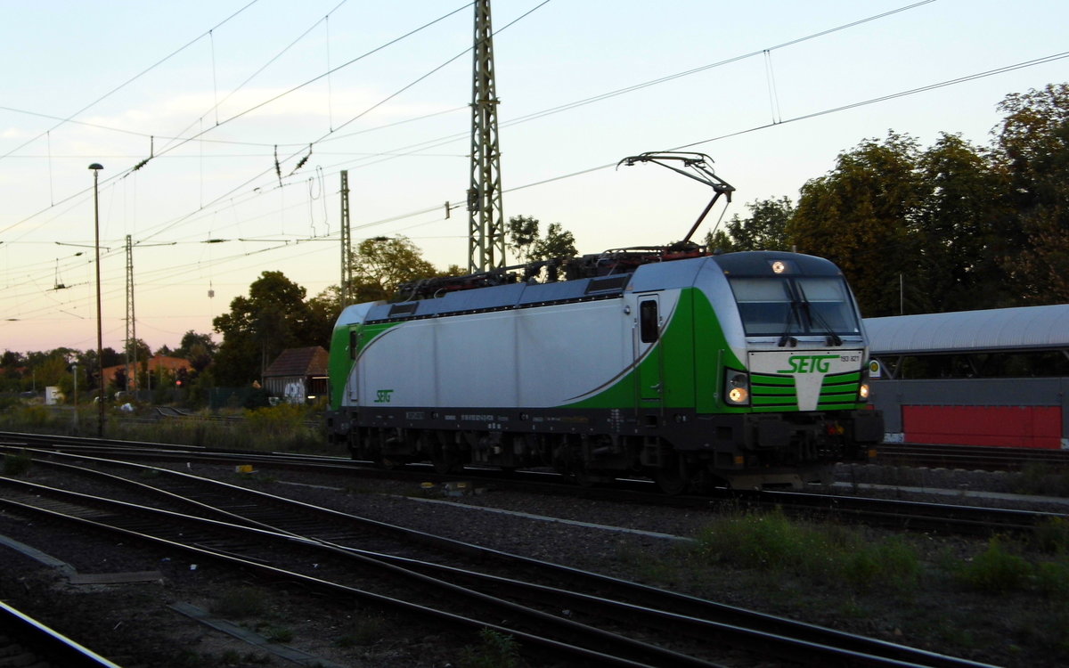 Am 06.09.2016 Rangierfahrt von 193 821-6  von der SETG (PCW) in Stendal .