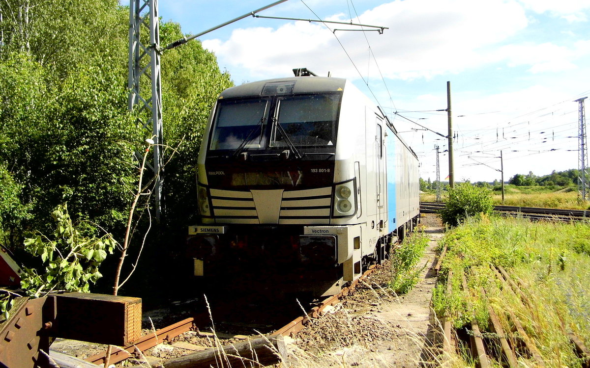 Am 07.07.2016 war die 193 801-8 von der SETG (Railpool) in Borstel   .