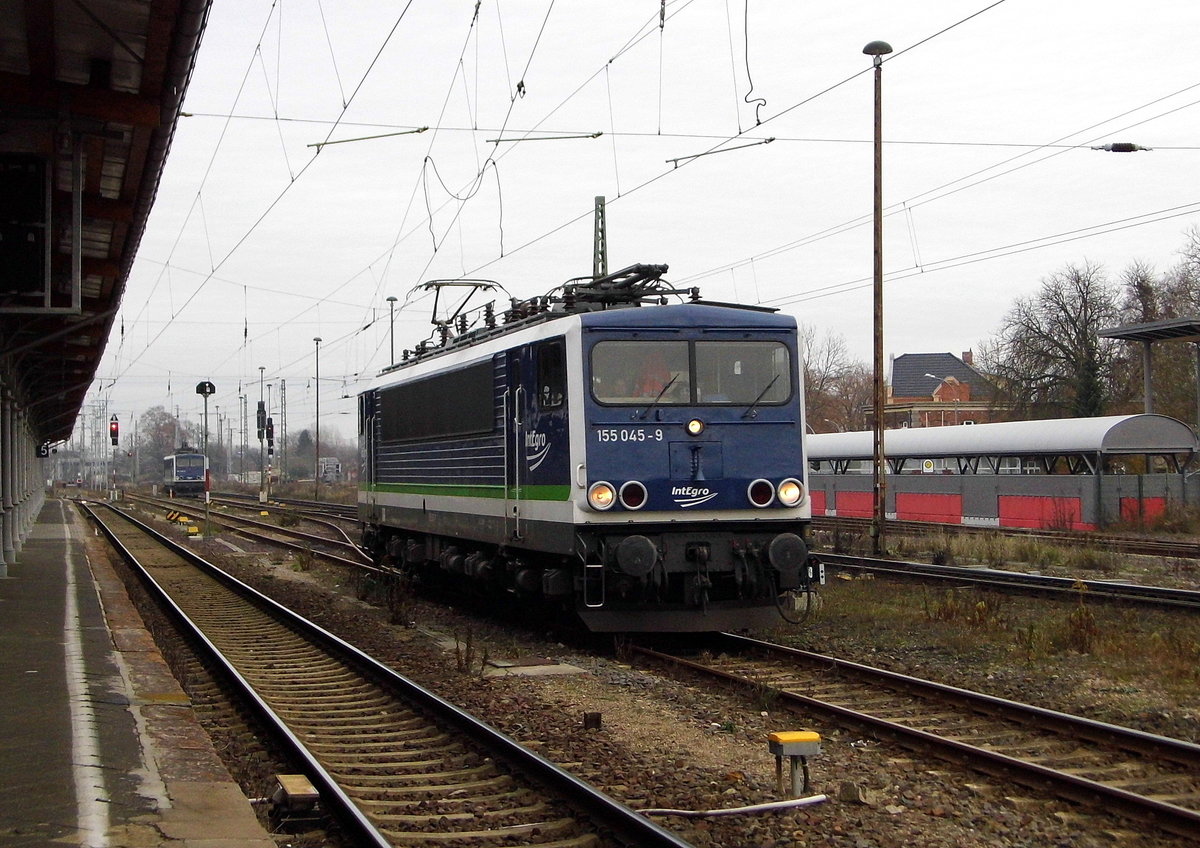 Am 07.12.2016 fuhr die 155 045-9 von der IntEgro (Press)   von Stendal  nach Borstel.