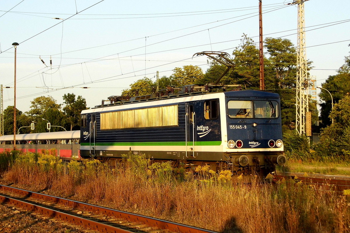 Am 09.08.2017 Rangierfahrt von der 155 045-9 von der IntEgro (Press)  in Stendal .