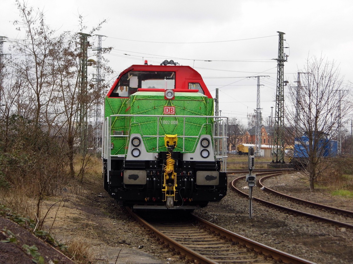 Am 11.03.2016 standen die 1002 009-1 und die 1002 008-3 von der DB (ALS) in Stendal .