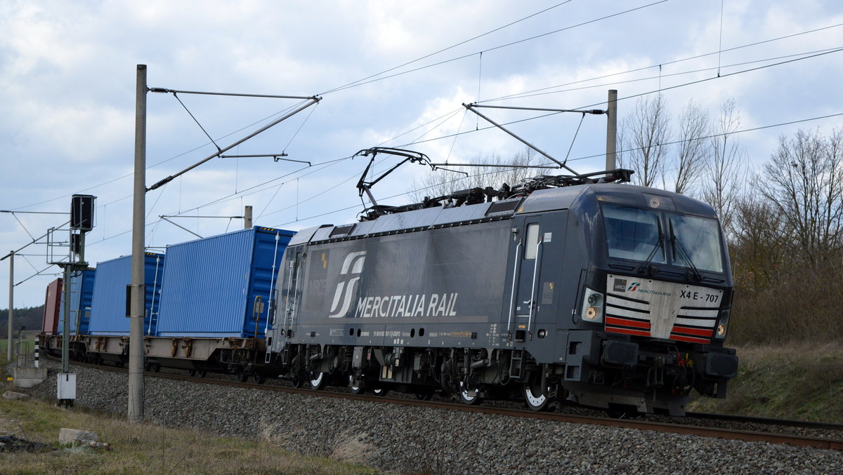 Am 12.03.2021 kam die 193 707-7 von der Mercitalia Rail S.r.l., ( MRCE Dispolok) aus Richtung Wittenberge und fuhr weiter in Richtung Stendal .