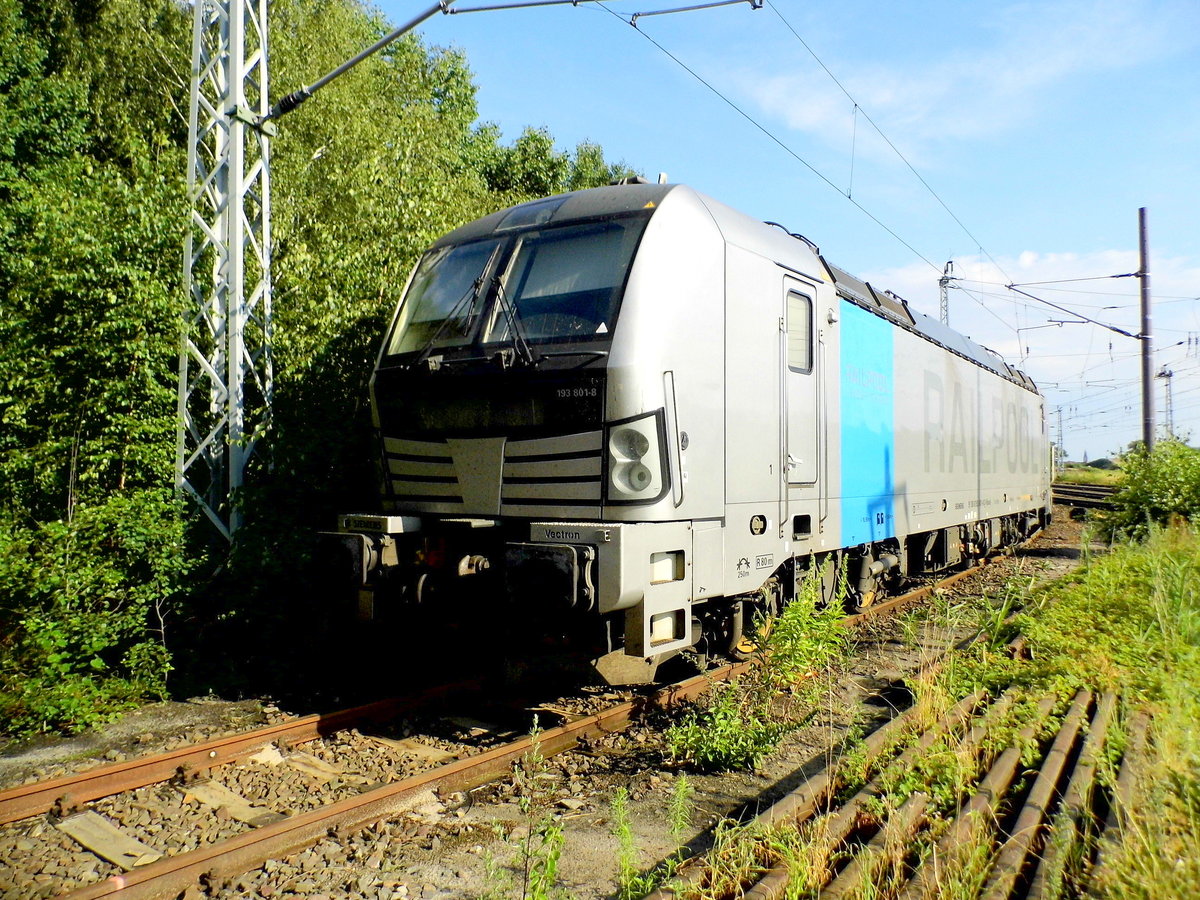 Am 13.07.2016 die 193 801-8 von der SETG (Railpool) .