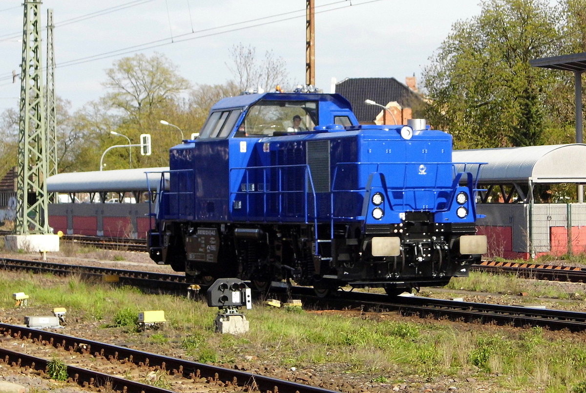 Am 19.04.2017 Rangierfahrt von der 1002 021-6 von der TALGO (ALS)  in Stendal .