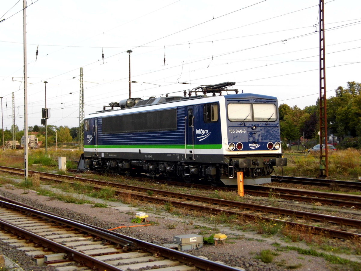 Am 22.09.2016 war die 155 048-6 von der IntEgro (Press) in Stendal abgestellt .
