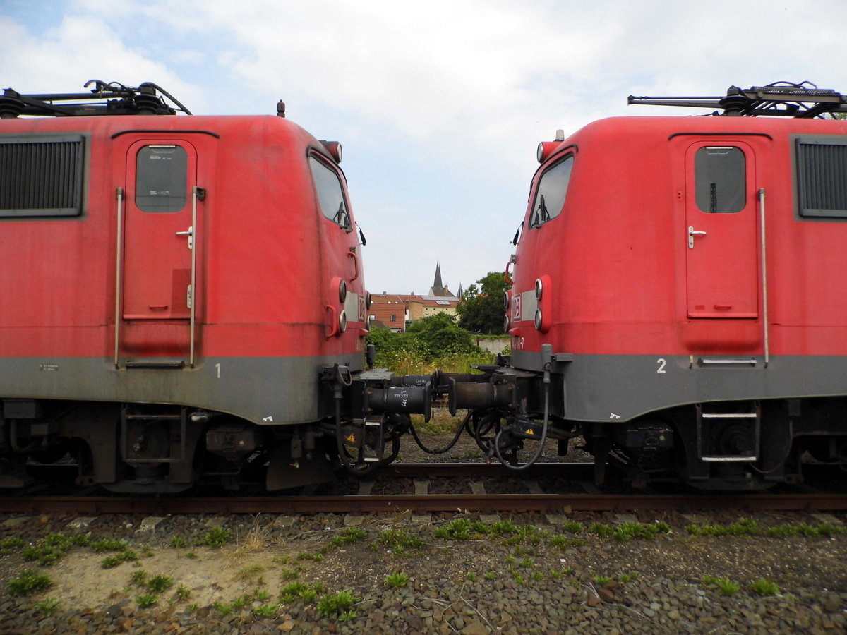 Am 26.07.2016   die 140 837-6  und die  140 790-7 in Stendal .