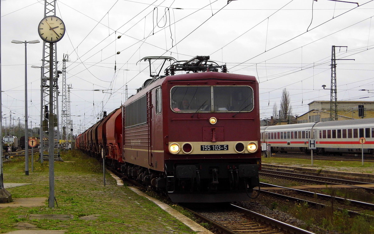 Am 28.10.2017 kam die 155 103-5 von der CLR-Cargo Logistik Rail-Service ,   aus Richtung Wittenberge nach Stendal und fuhr weiter in Richtung Magdeburg. 