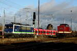 Am 19.11.2017 waren die 155 048-6 von der IntEgro (Press) und die  202 484-2 von der CLR-Cargo Logistik Rail-Service ,  in Stendal abgestellt.